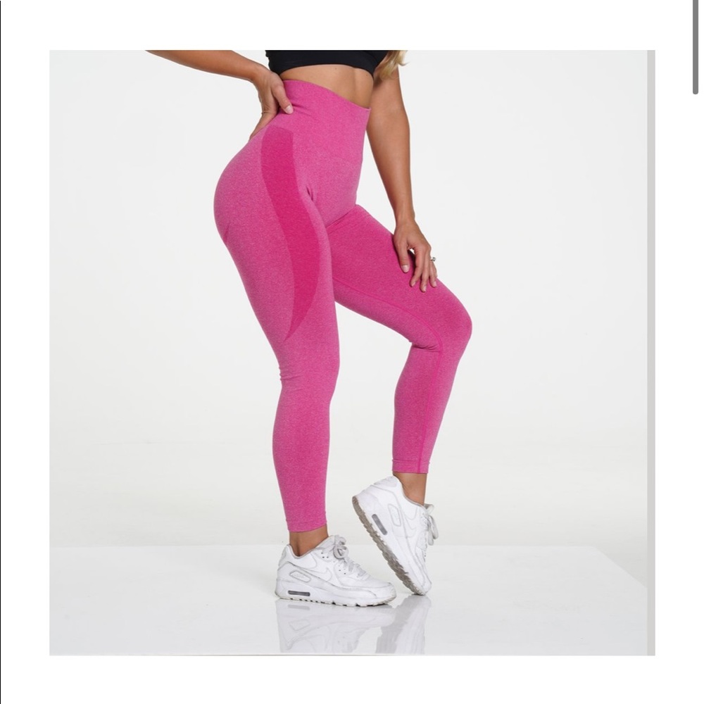 NVGTN Fuchsia leggings